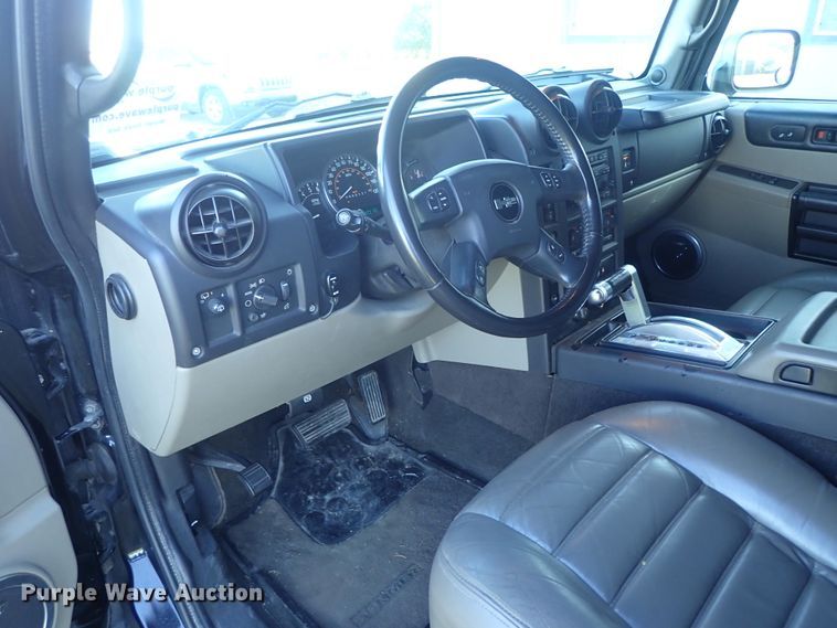 image for item DB7670 2006 Hummer H2 limousine