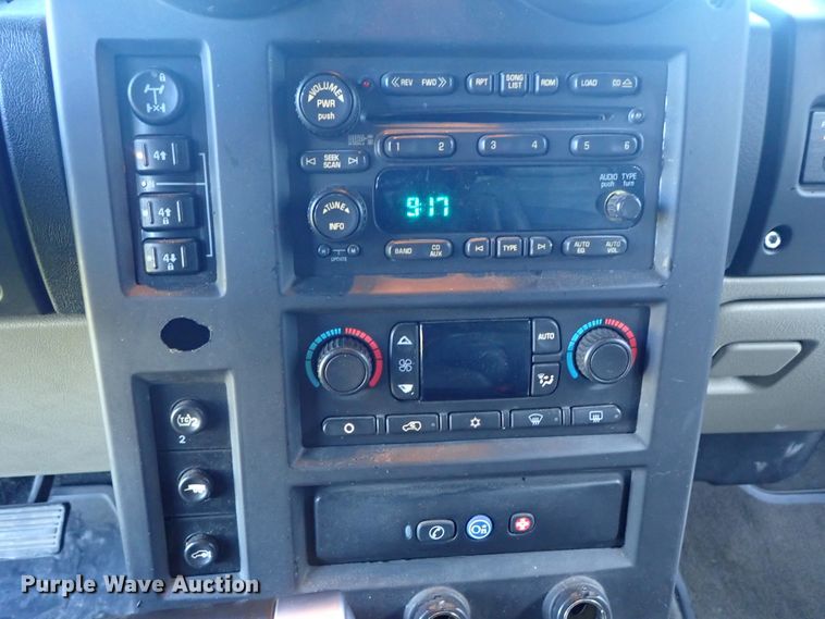 image for item DB7670 2006 Hummer H2 limousine