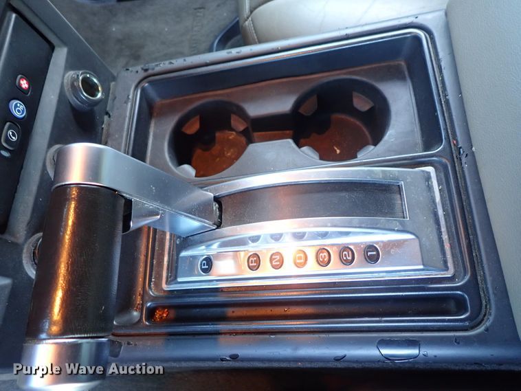 image for item DB7670 2006 Hummer H2 limousine