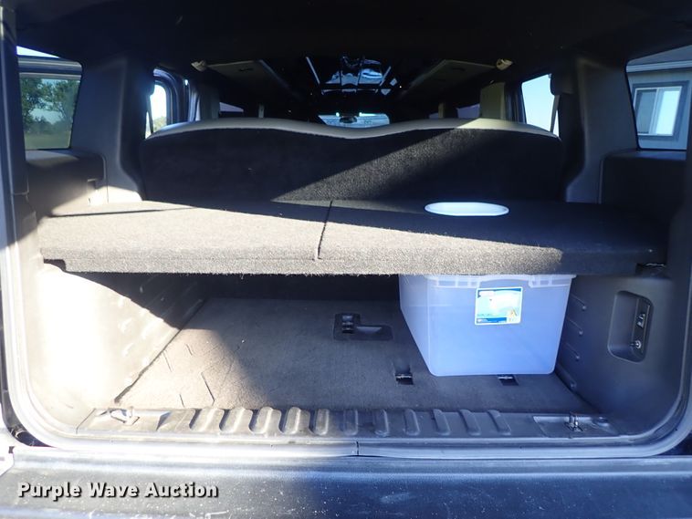 image for item DB7670 2006 Hummer H2 limousine