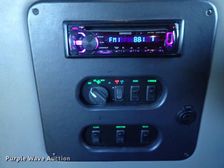 image for item DB7670 2006 Hummer H2 limousine