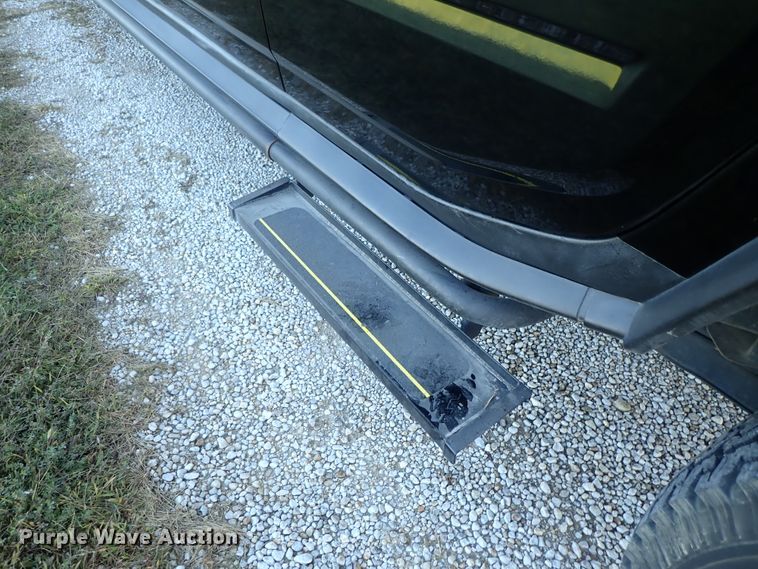 image for item DB7670 2006 Hummer H2 limousine