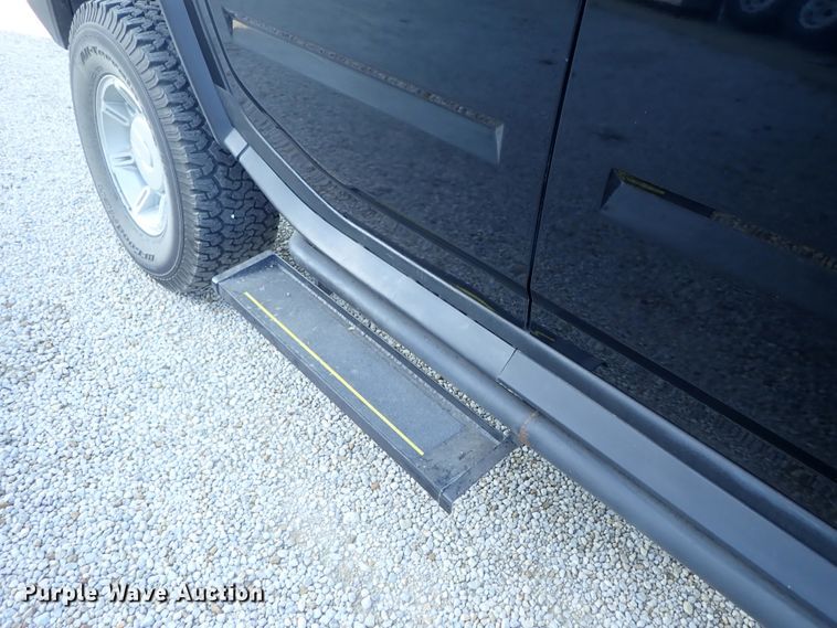 image for item DB7670 2006 Hummer H2 limousine