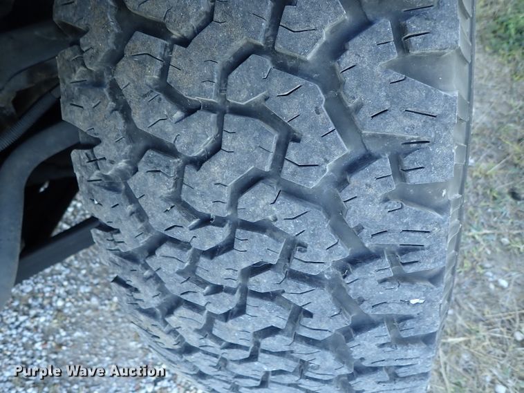 image for item DB7670 2006 Hummer H2 limousine