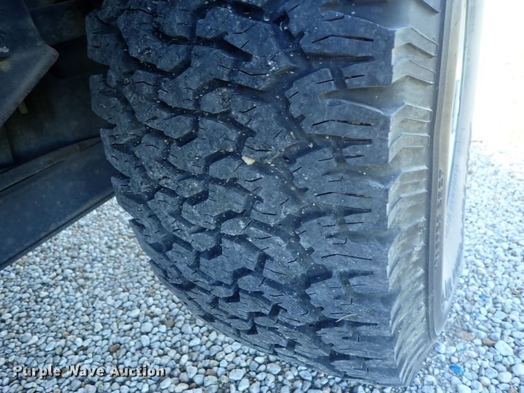 image for item DB7670 2006 Hummer H2 limousine