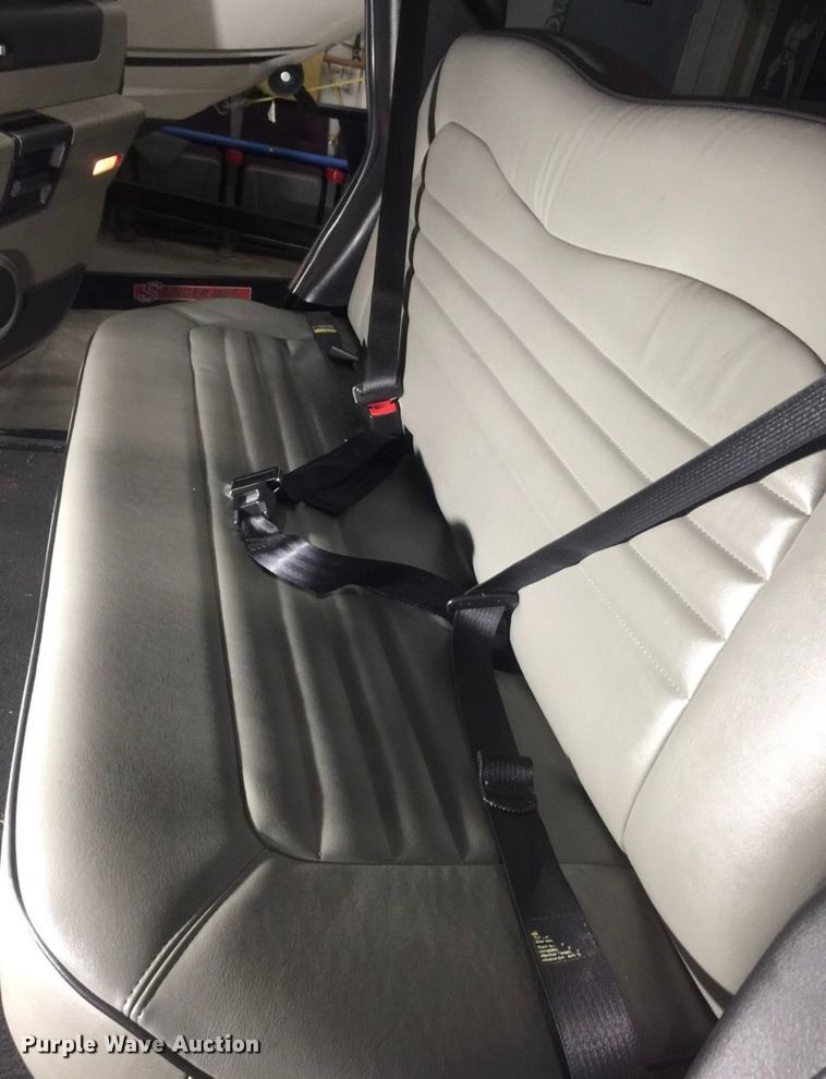 image for item DB7670 2006 Hummer H2 limousine