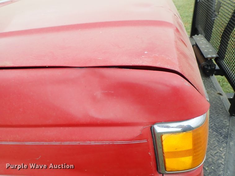 image for item DB7707 1990 Ford F250 flatbed pickup truck