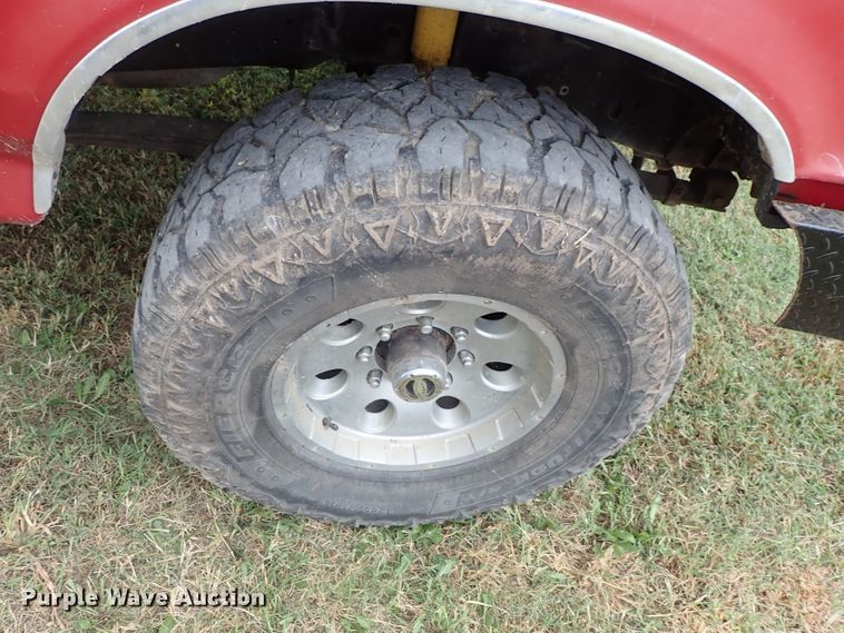 image for item DB7707 1990 Ford F250 flatbed pickup truck