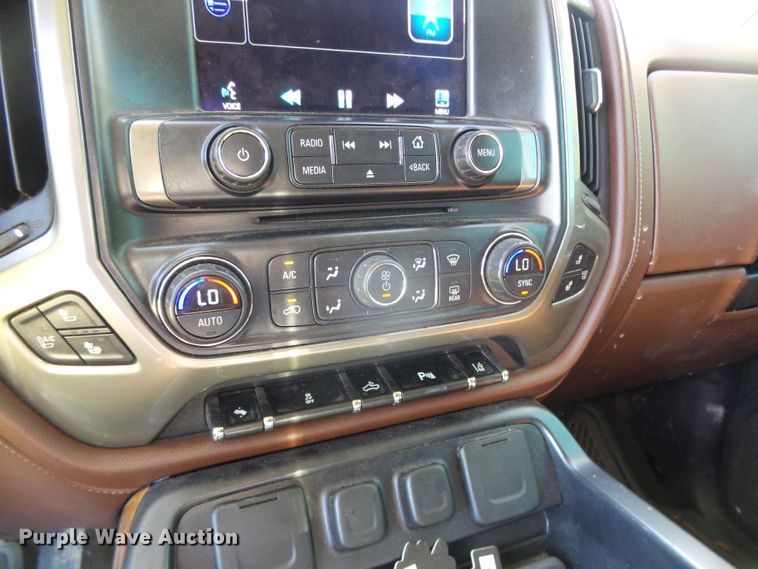 image for item DC5056 2014 Chevrolet Silverado 1500 High Country Crew Cab pickup truck