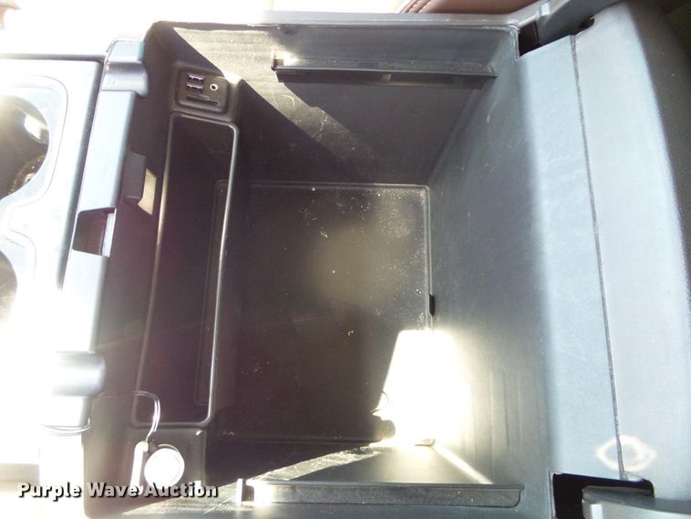 image for item DC5056 2014 Chevrolet Silverado 1500 High Country Crew Cab pickup truck