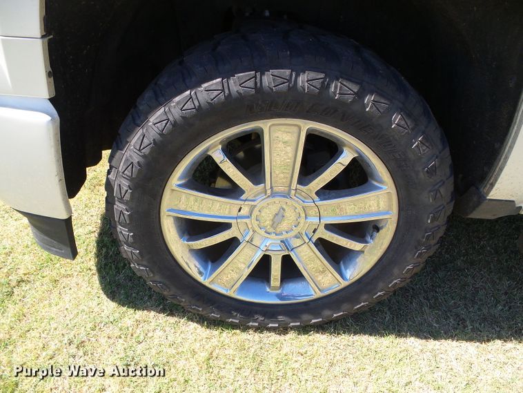 image for item DC5056 2014 Chevrolet Silverado 1500 High Country Crew Cab pickup truck