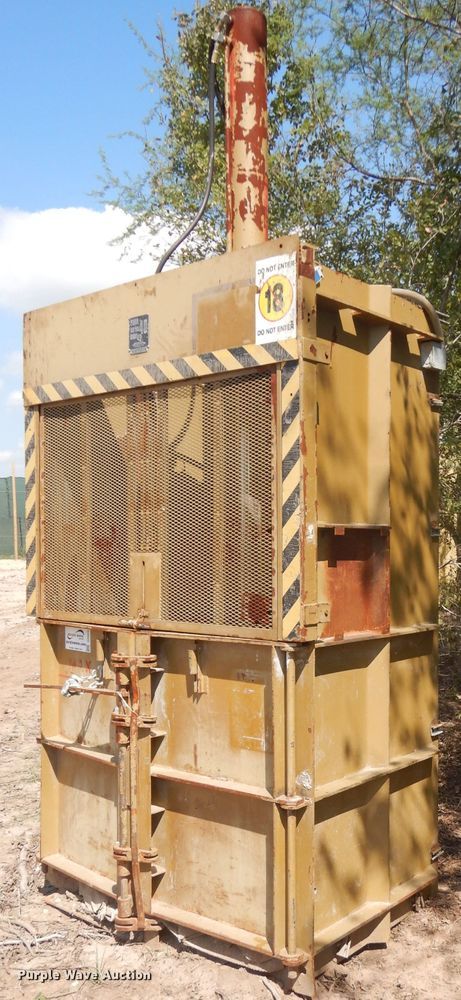 image for item DD3029 Piqua Series 40 cardboard baler