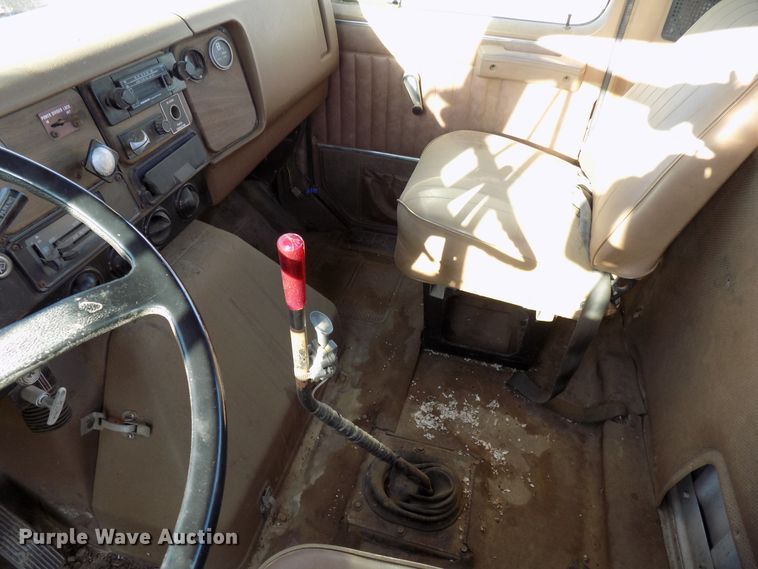 image for item DD6046 1988 International 1954 truck cab and chassis