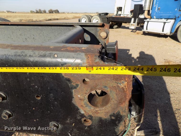 image for item DD6046 1988 International 1954 truck cab and chassis