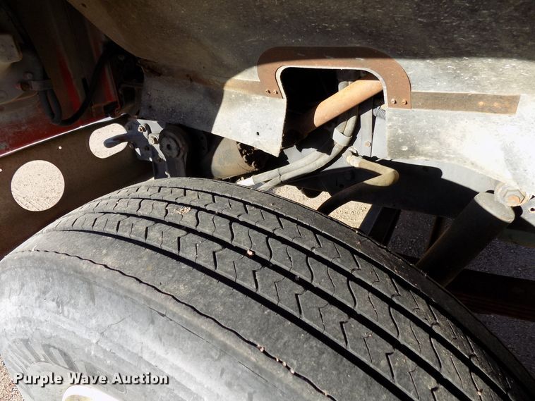 image for item DD6046 1988 International 1954 truck cab and chassis