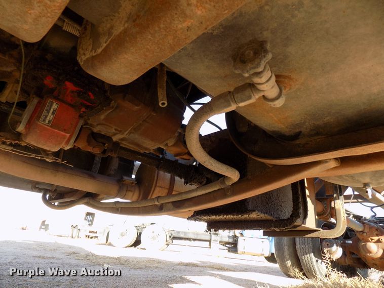 image for item DD6046 1988 International 1954 truck cab and chassis