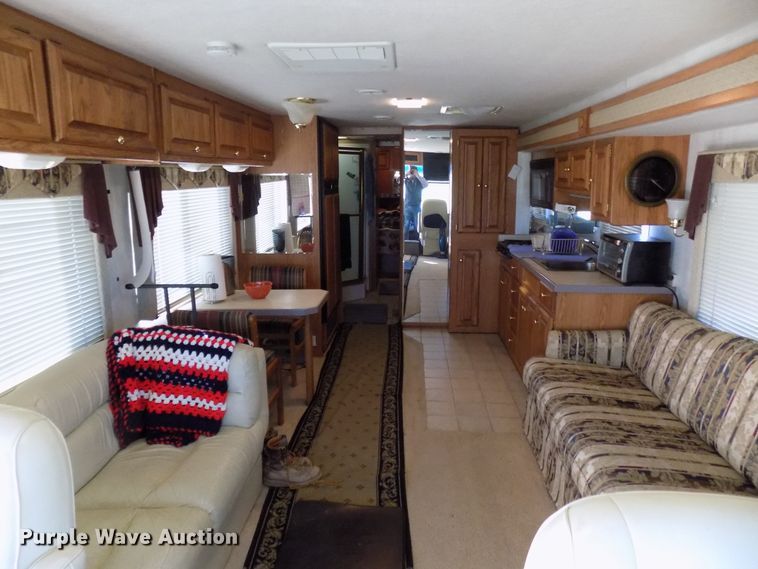 image for item DD6047 2000 Holiday Rambler Ambassador RV