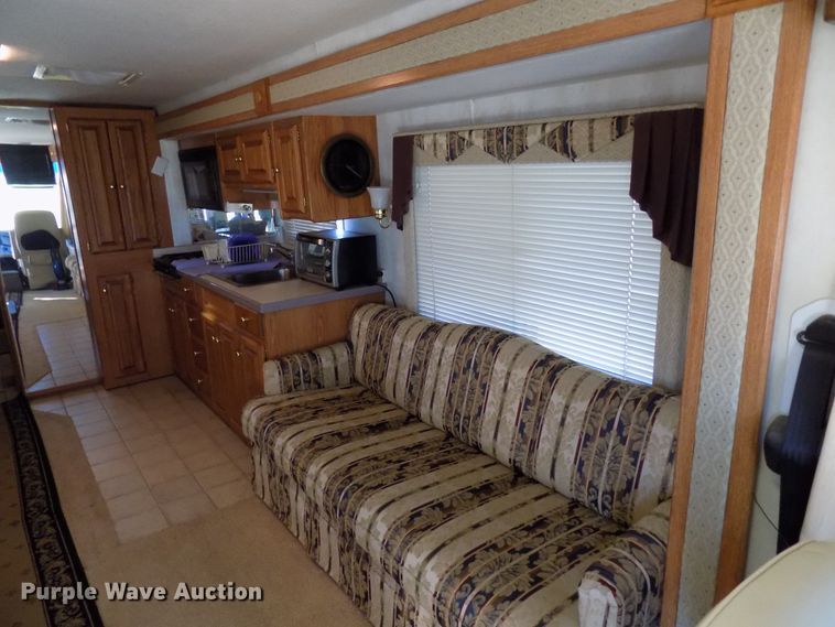 image for item DD6047 2000 Holiday Rambler Ambassador RV