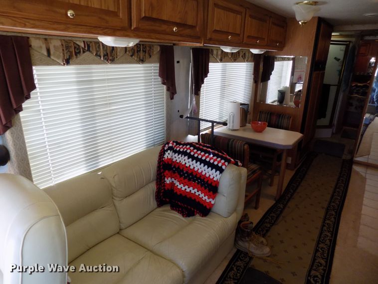 image for item DD6047 2000 Holiday Rambler Ambassador RV