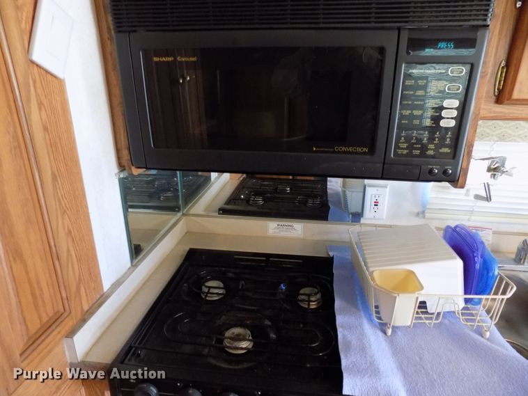 image for item DD6047 2000 Holiday Rambler Ambassador RV