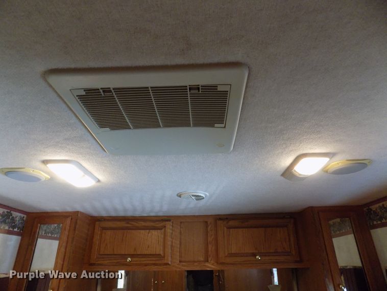 image for item DD6047 2000 Holiday Rambler Ambassador RV