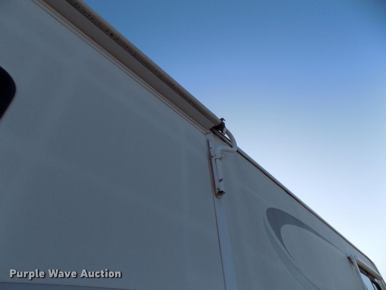 image for item DD6047 2000 Holiday Rambler Ambassador RV