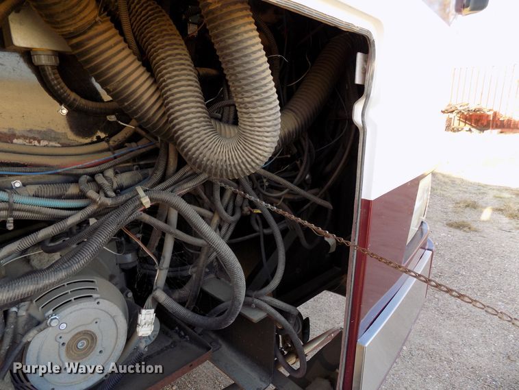 image for item DD6047 2000 Holiday Rambler Ambassador RV