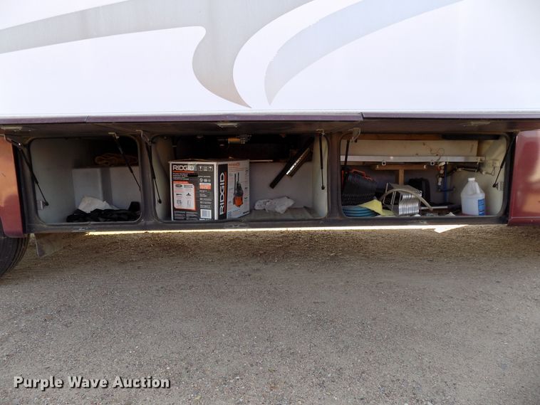 image for item DD6047 2000 Holiday Rambler Ambassador RV