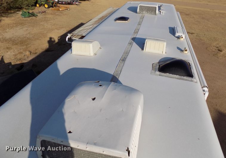 image for item DD6047 2000 Holiday Rambler Ambassador RV