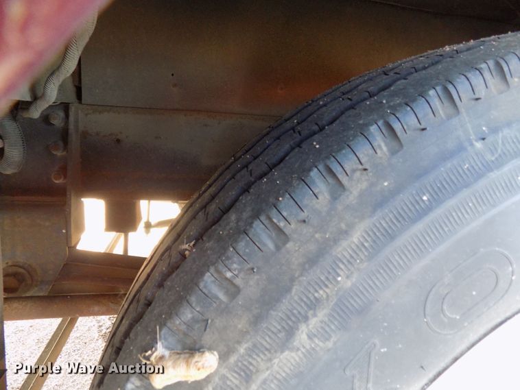 image for item DD6047 2000 Holiday Rambler Ambassador RV