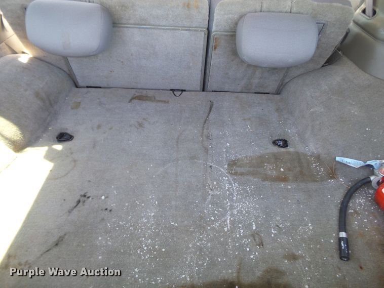 image for item DE7963 2004 Chevrolet Blazer SUV