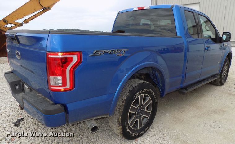 image for item DG2438 2016 Ford F150 SuperCab pickup truck