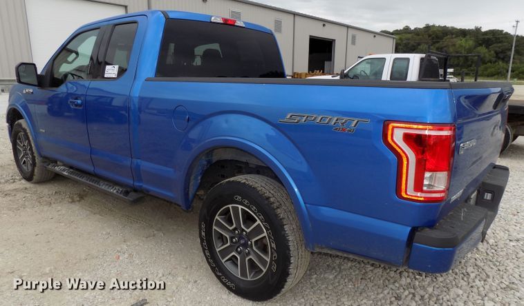 image for item DG2438 2016 Ford F150 SuperCab pickup truck