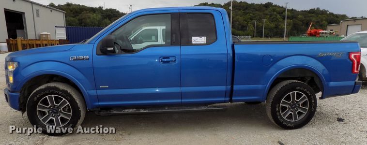 image for item DG2438 2016 Ford F150 SuperCab pickup truck