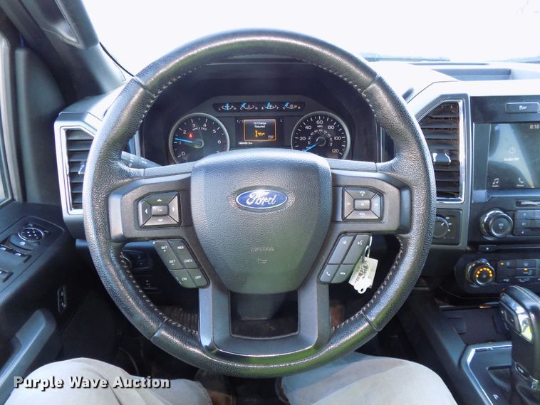 image for item DG2438 2016 Ford F150 SuperCab pickup truck