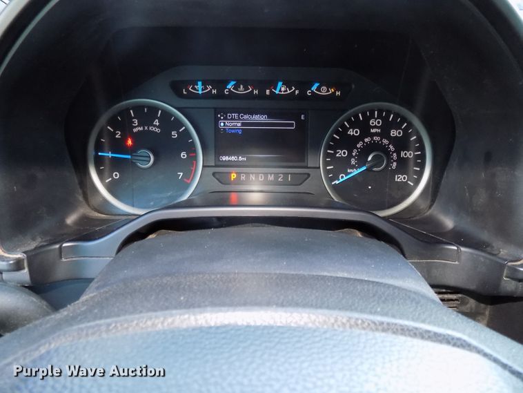 image for item DG2438 2016 Ford F150 SuperCab pickup truck