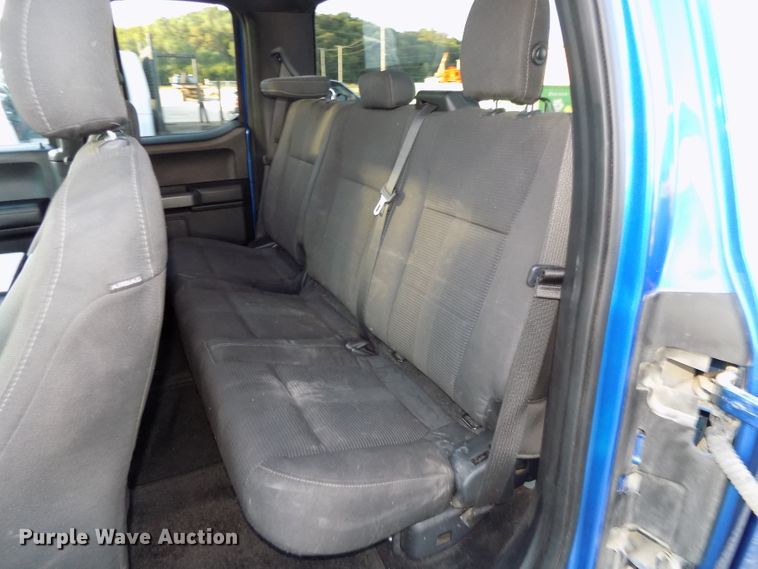 image for item DG2438 2016 Ford F150 SuperCab pickup truck