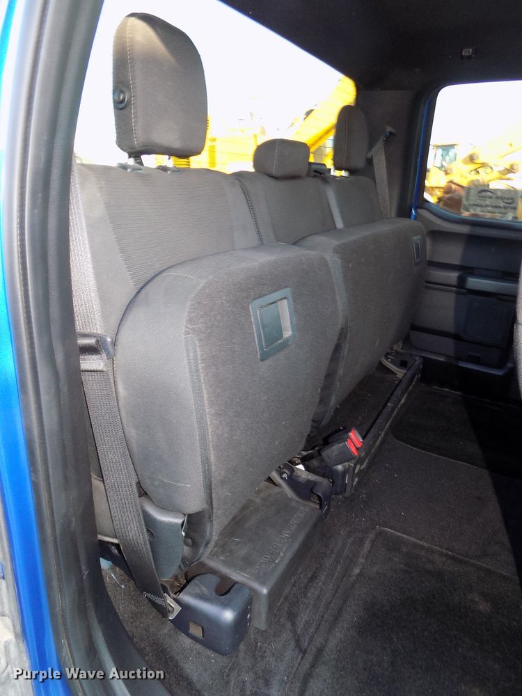 image for item DG2438 2016 Ford F150 SuperCab pickup truck