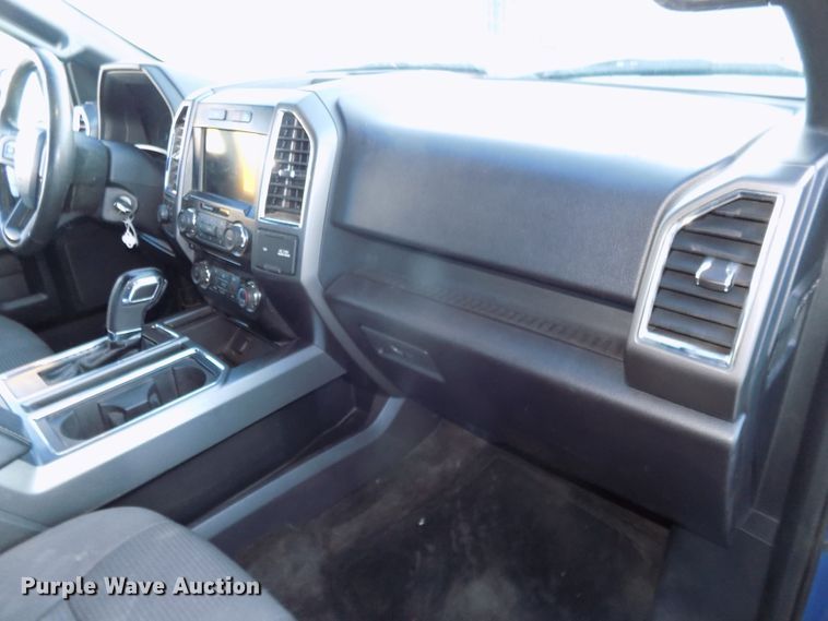 image for item DG2438 2016 Ford F150 SuperCab pickup truck