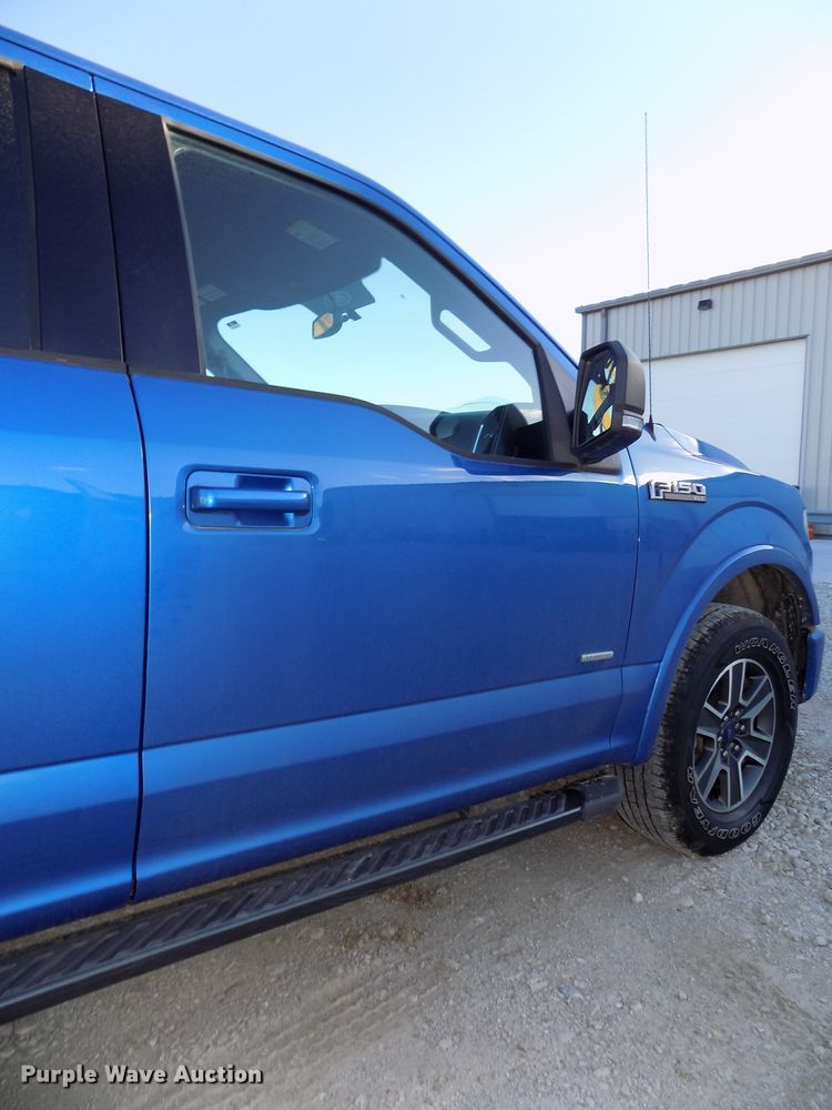 image for item DG2438 2016 Ford F150 SuperCab pickup truck