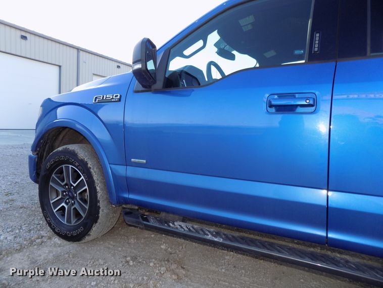 image for item DG2438 2016 Ford F150 SuperCab pickup truck