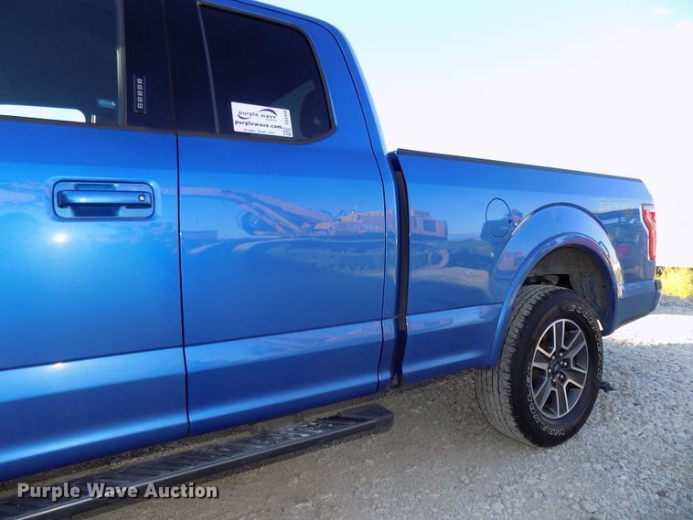 image for item DG2438 2016 Ford F150 SuperCab pickup truck