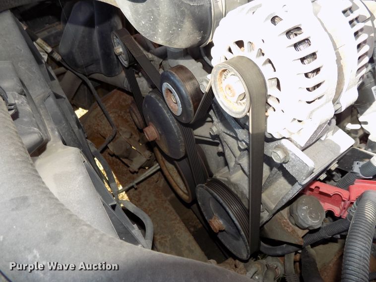 image for item DG2461 2005 GMC Sierra 1500 Ext. Cab pickup truck