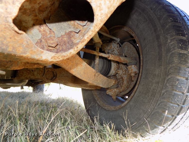 image for item DG2461 2005 GMC Sierra 1500 Ext. Cab pickup truck