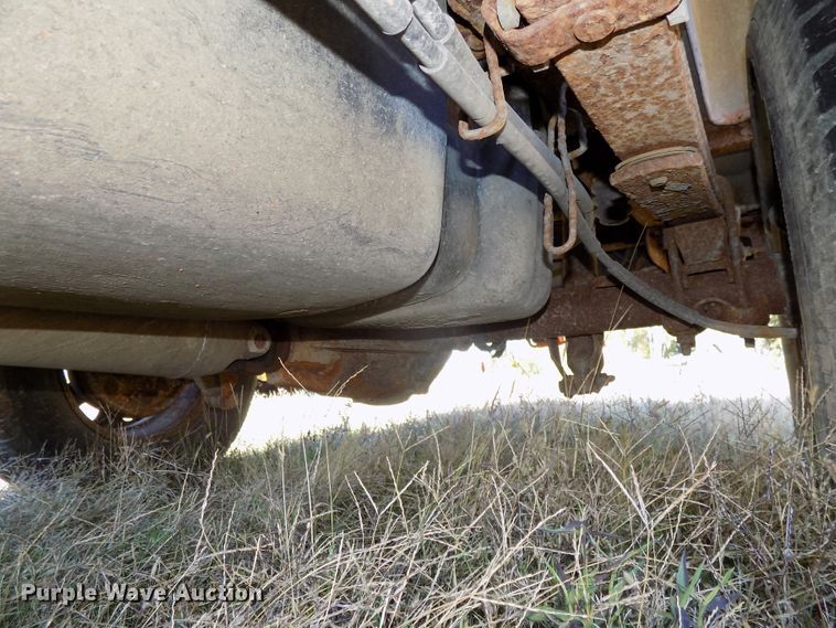 image for item DG2461 2005 GMC Sierra 1500 Ext. Cab pickup truck