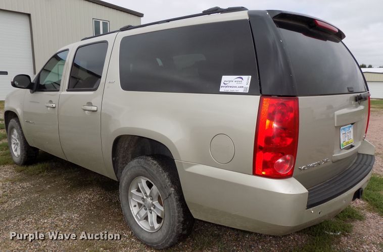 image for item DG2463 2013 GMC Yukon XL SLT SUV