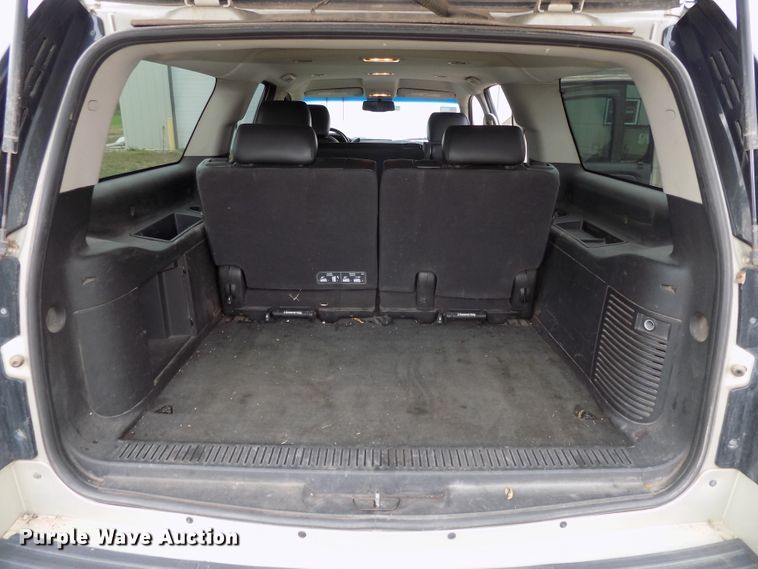 image for item DG2463 2013 GMC Yukon XL SLT SUV