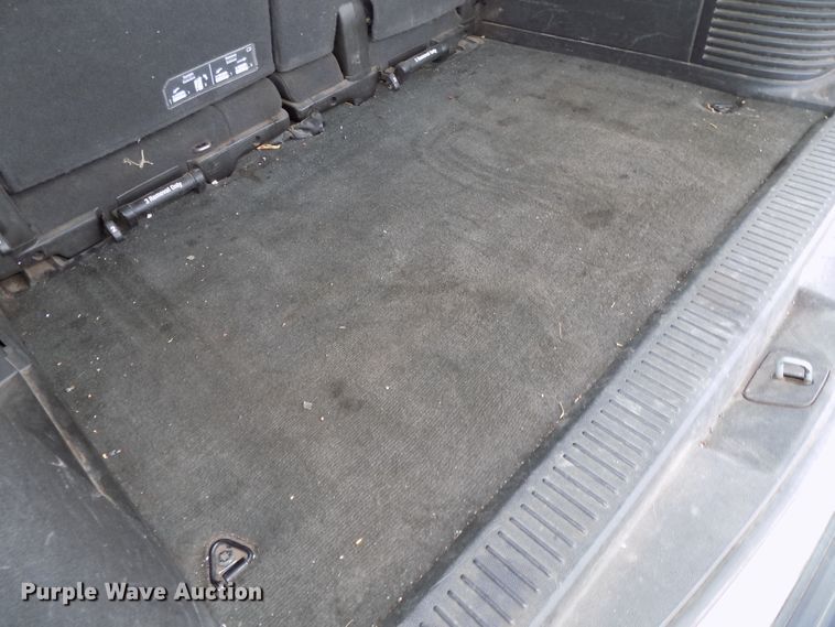 image for item DG2463 2013 GMC Yukon XL SLT SUV