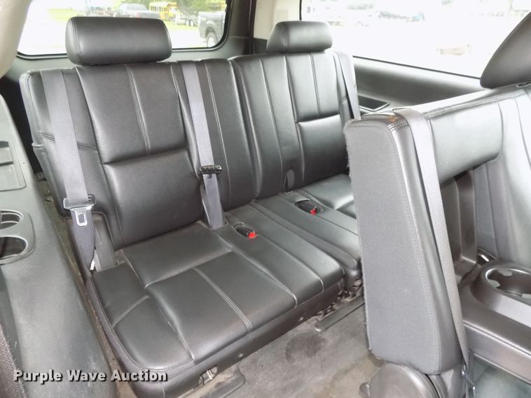 image for item DG2463 2013 GMC Yukon XL SLT SUV