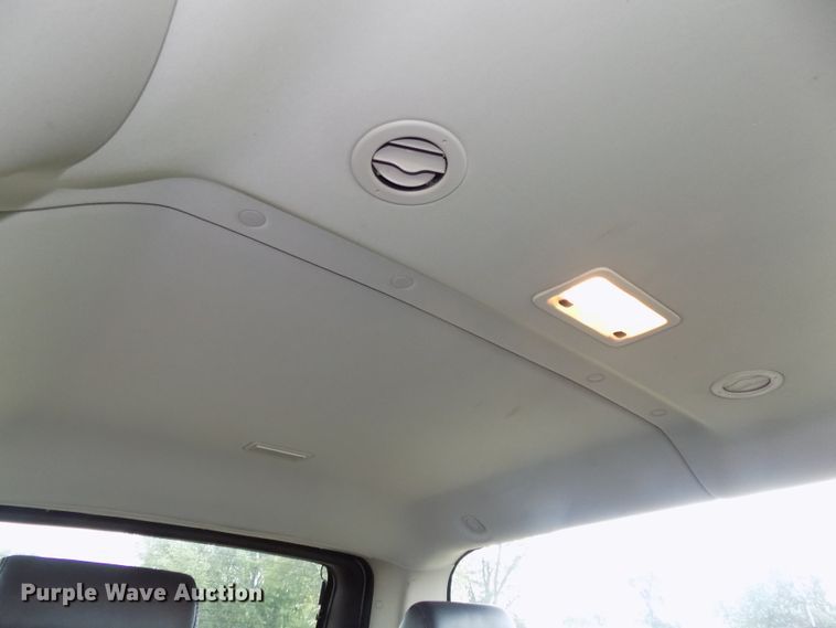 image for item DG2463 2013 GMC Yukon XL SLT SUV